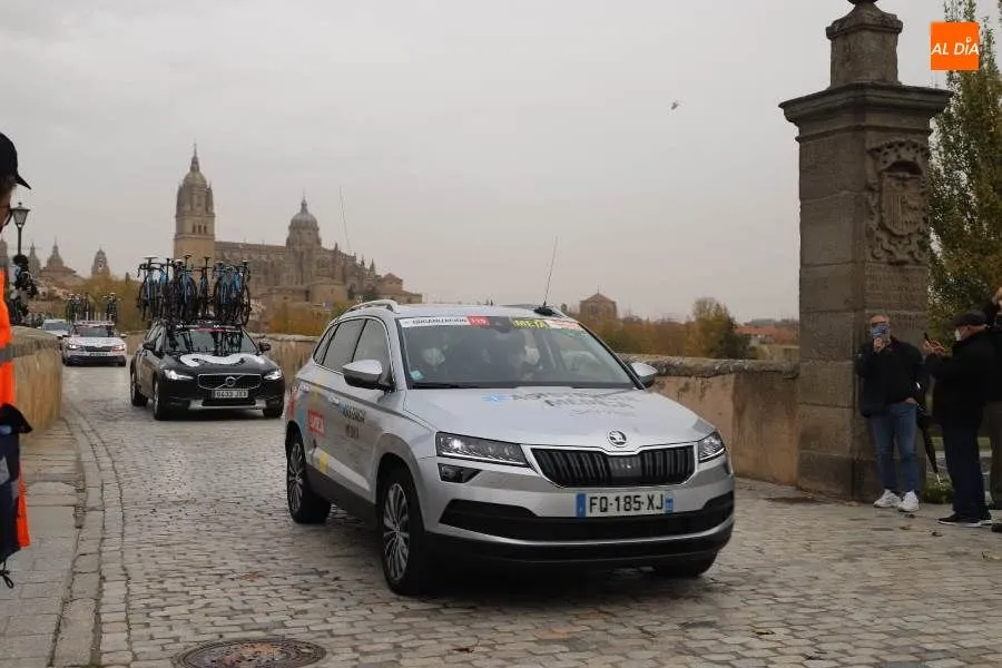 Foto 3 - La Vuelta a Espa&ntilde;a 2020 llena las calles de Salamanca de pasi&oacute;n y emoci&oacute;n con una etapa al rojo...