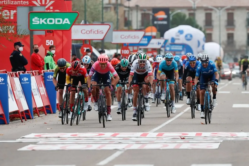 Foto 8 - El dan&eacute;s Magnus Cort Nielsen se impone al sprint en la meta de Ciudad Rodrigo  