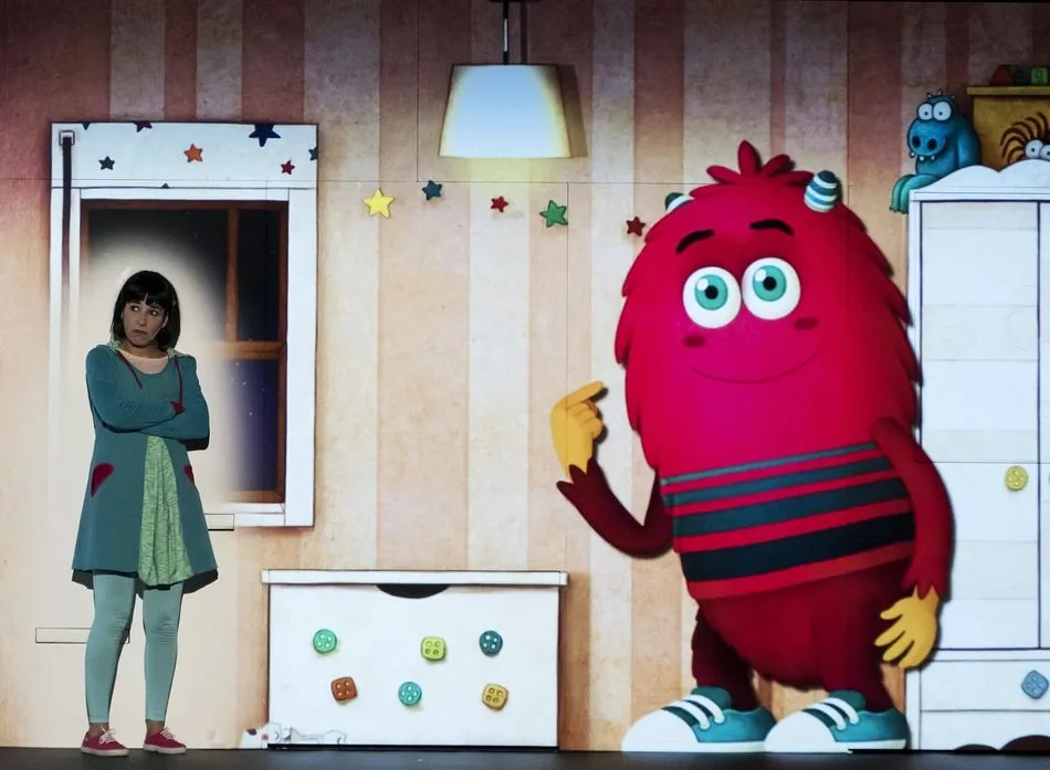 Unos divertidos amigos ayudan a Mía en Invisibles - Ayto. de Salamanca