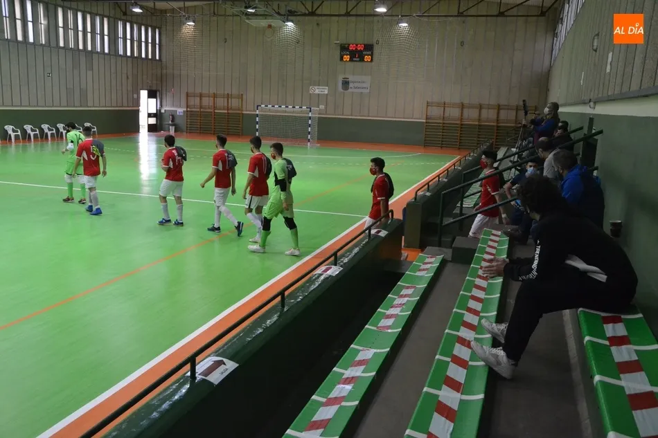 El Pabellón de Conde de Foxá vuelve a acoger un partido oficial de fútbol sala 8 meses después  