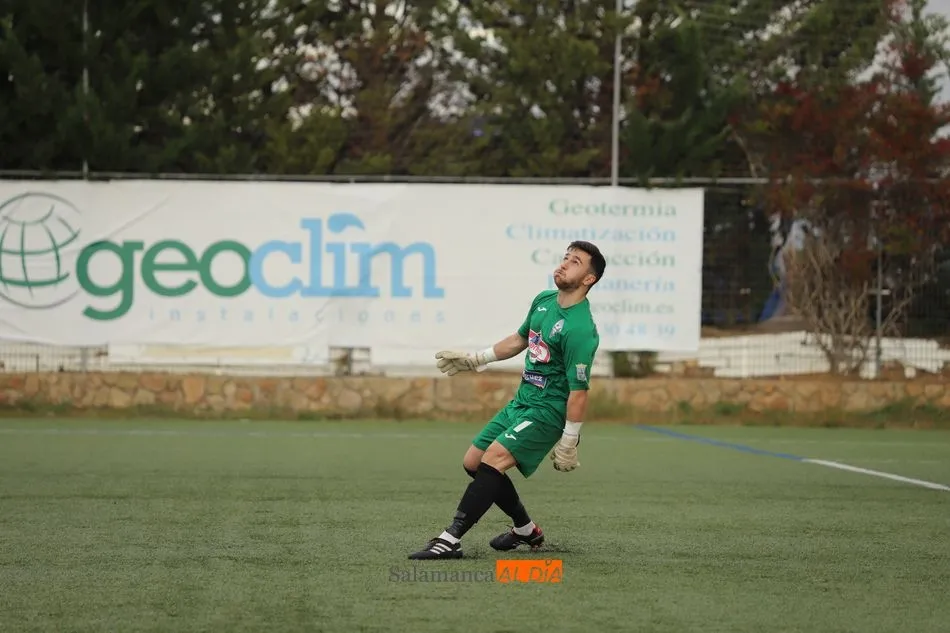 Foto 9 - Dura derrota del filial del Salamanca UDS a manos del Astorga (3-0); triunfo del Santa Marta (2-0)