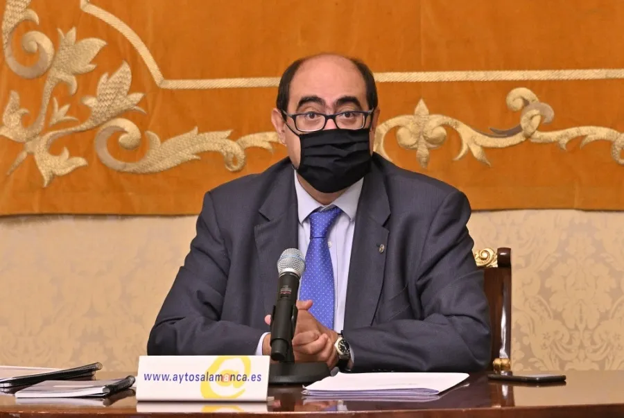 Rueda de prensa del concejal de Hacienda, Fernando Rodríguez