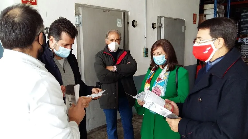Foto 2 - Tudanca pide &ldquo;humildad y menos soberbia&rdquo; a la Junta durante su visita a Macotera&nbsp;