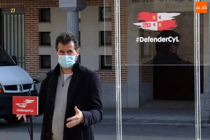 Foto 10 - Tudanca pide &ldquo;humildad y menos soberbia&rdquo; a la Junta durante su visita a Macotera&nbsp;