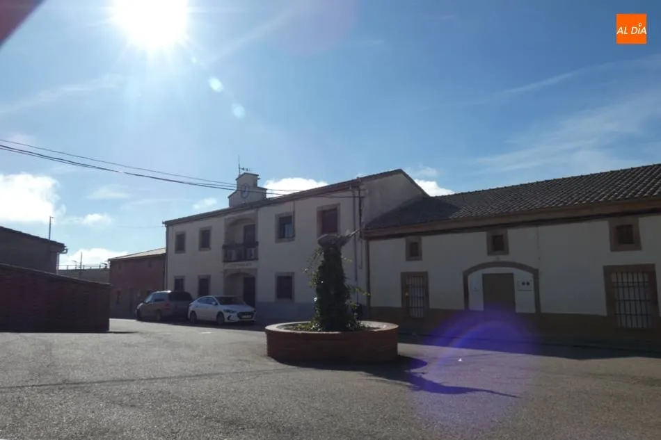 Plaza del ayuntamiento de Cordovilla. | J.H.