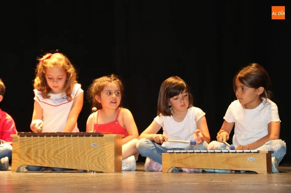 Alumnos de la Escuela de Música de Alba de Tormes durante una de las tradicionales audiciones