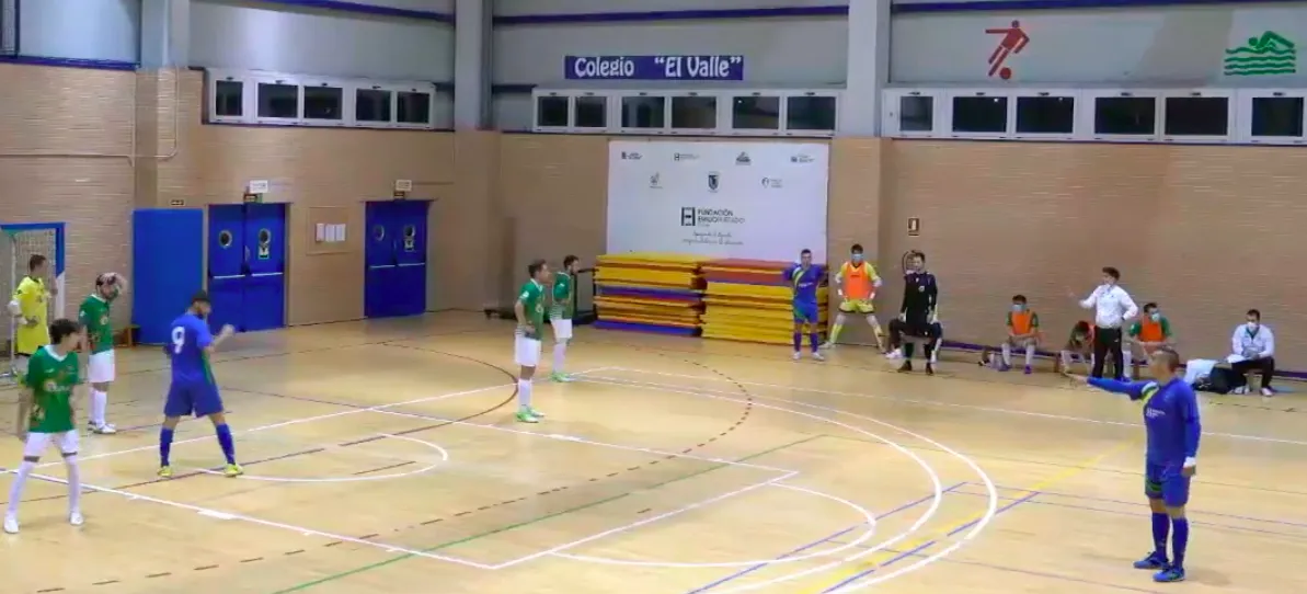 Acción del partido de Copa del Rey entre el C.D. El Valle y el Piensos Durán Albense