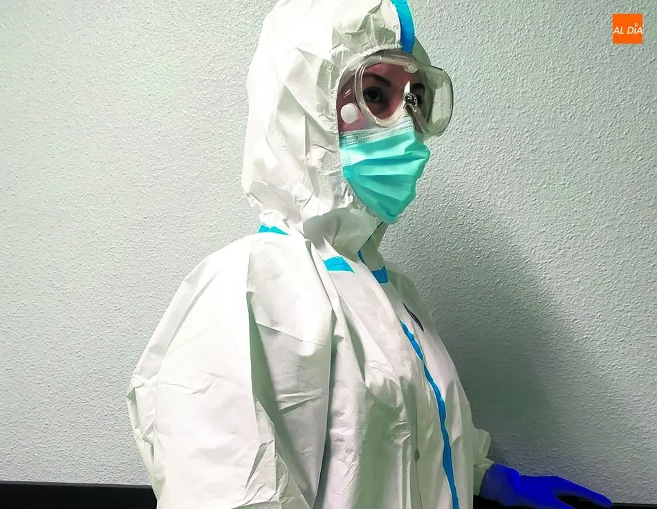 La enfermera Olegaria Martín con su equipo de protección | O.M.