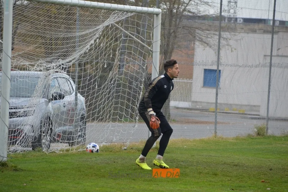 Foto 10 - El Salamanca UDS despide los entrenamientos con goles, alegr&iacute;a y las ausencias de Mora, Puma y...