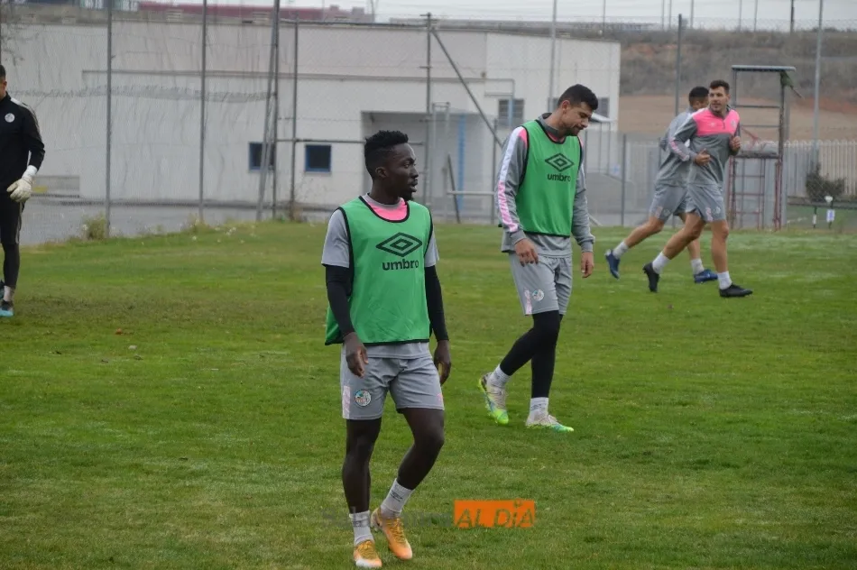 Foto 9 - El Salamanca UDS despide los entrenamientos con goles, alegr&iacute;a y las ausencias de Mora, Puma y...