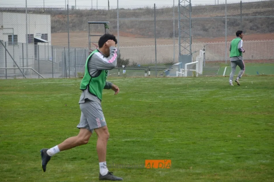 Foto 7 - El Salamanca UDS despide los entrenamientos con goles, alegr&iacute;a y las ausencias de Mora, Puma y...