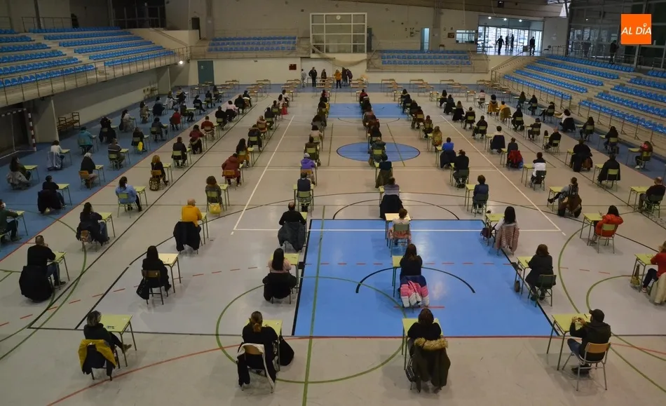 Un total de 152 personas se examinan en busca de un hueco en la bolsa de limpieza de edificios  