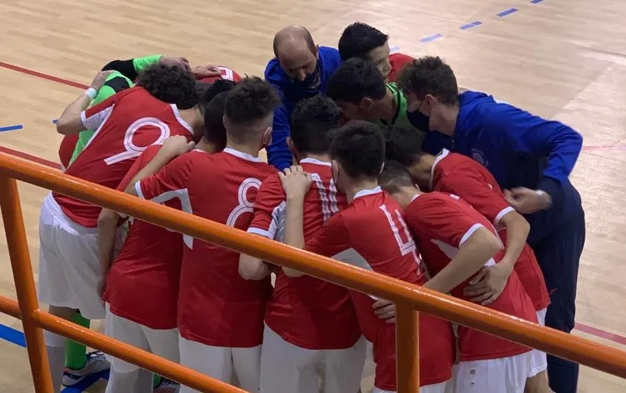 Foto 8 - El III Juvenil conquista La Alamedilla con una gran remontada tras estar contra las cuerdas  