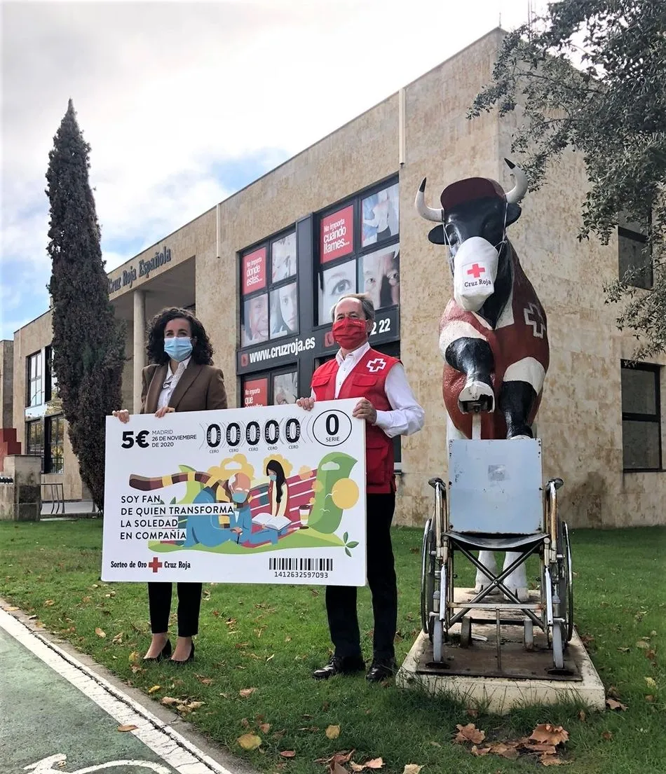 Foto 2 - El Colegio Oficial de Farmac&eacute;uticos de Salamanca colabora en el Sorteo de Oro de Cruz Roja