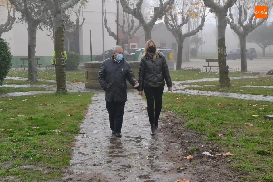 La Plaza del Toral estrena riego automático  