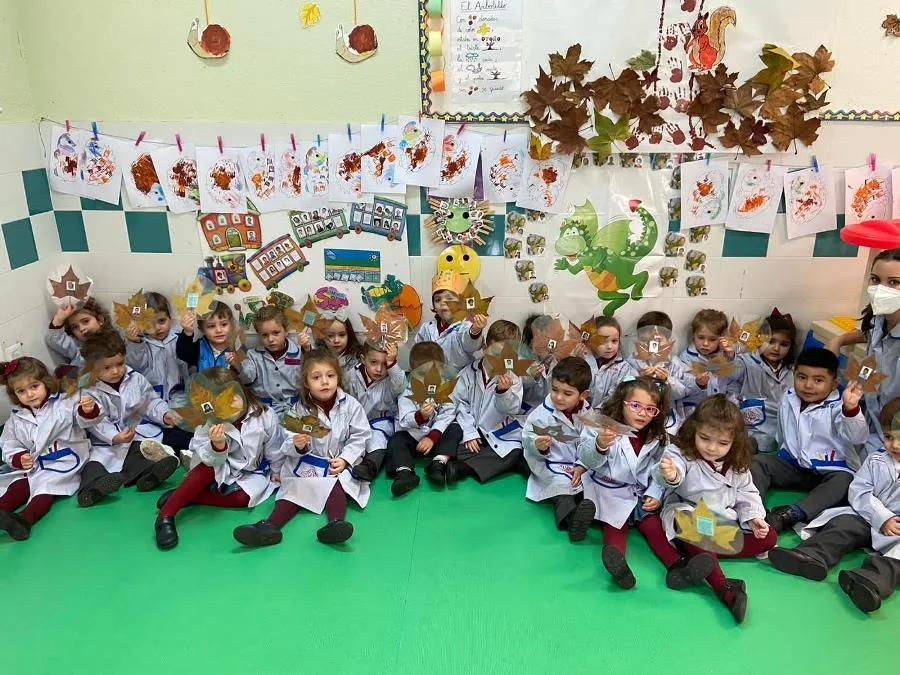 Foto 8 - El colegio San Juan Bosco celebra su Fiesta del Oto&ntilde;o con los m&aacute;s peque&ntilde;os
