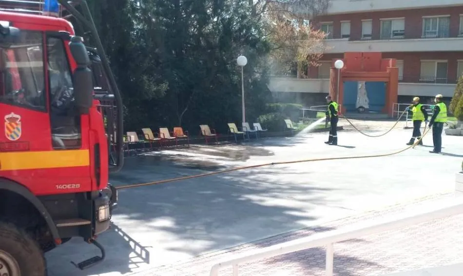 Labores de desinfección en residencias de mayores durante la pandemia