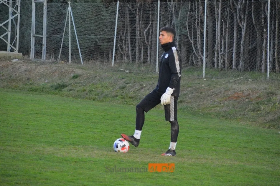 Foto 11 - La intensidad manda en el primer entrenamiento tras el par&oacute;n del&nbsp;Salamanca UDS y la enfermer&iacute;a...
