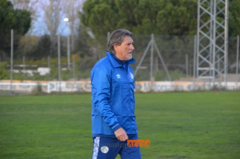 Foto 6 - La intensidad manda en el primer entrenamiento tras el par&oacute;n del&nbsp;Salamanca UDS y la enfermer&iacute;a...