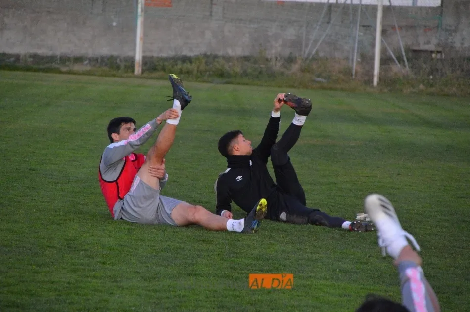 Foto 5 - La intensidad manda en el primer entrenamiento tras el par&oacute;n del&nbsp;Salamanca UDS y la enfermer&iacute;a...