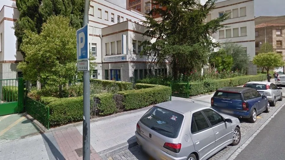 Entrada al centro de salud San Juan por la calle Valencia