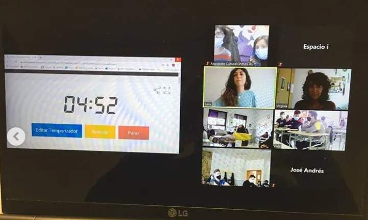Foto 3 - Almas Meraki trata con los alumnos de 4&ordm; de la ESO las &lsquo;Sexualidades 5G&rsquo;  