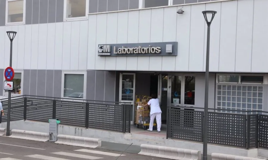 El Hospital de La Paz, uno de los centros que participa en el primer ensayo clínico contra el Covid-19 en España. Foto de Marta Fernández Jara - EP Archivo