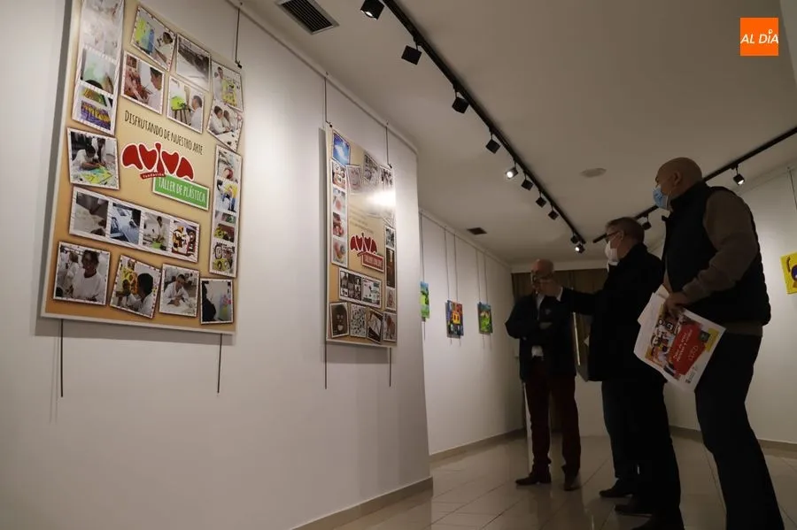 Foto 2 - El Espacio Joven acoge la exposici&oacute;n de las obras del Taller de Artes Pl&aacute;sticas y Visuales de la...
