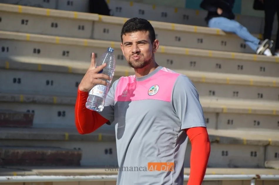 Foto 6 - El Salamanca UDS afina la punter&iacute;a en Las Pistas&hellip;&nbsp;y vuelve a marcharse al Helm&aacute;ntico para...