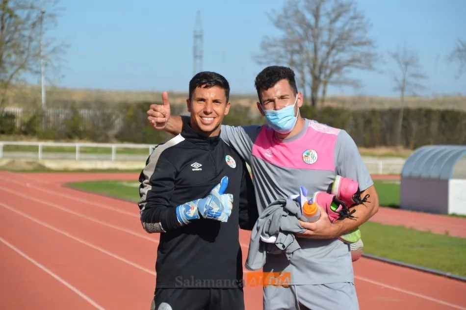 Foto 4 - El Salamanca UDS afina la punter&iacute;a en Las Pistas&hellip;&nbsp;y vuelve a marcharse al Helm&aacute;ntico para...