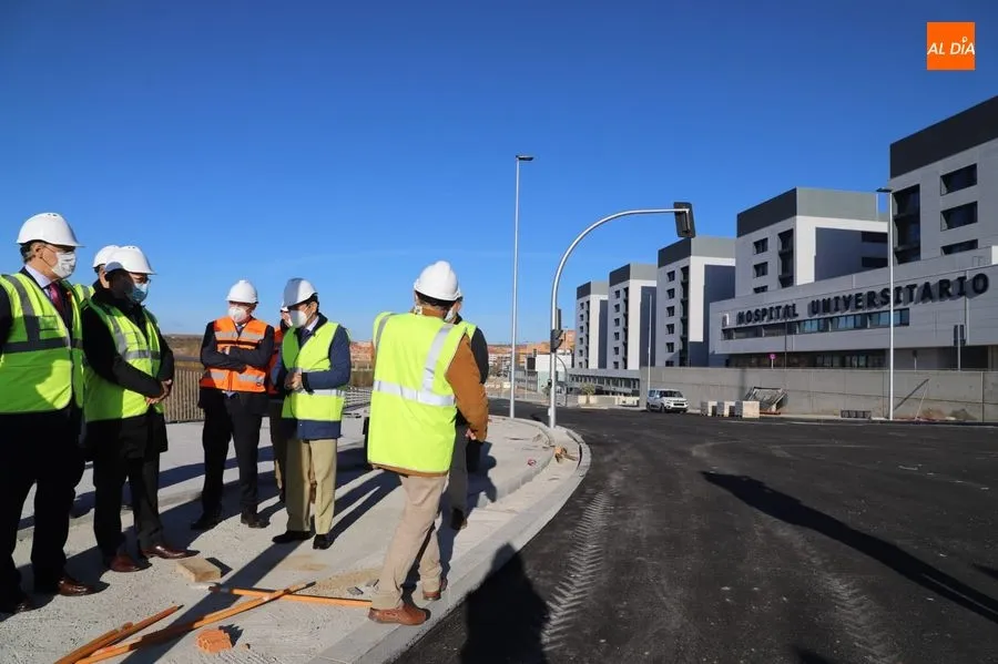 Foto 5 - El acceso al nuevo hospital se abrir&aacute; el mi&eacute;rcoles al tr&aacute;fico de veh&iacute;culos y de peatones