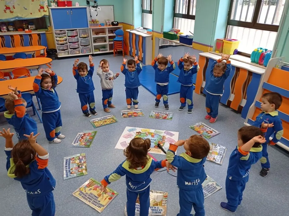 Foto 6 - El Colegio Marista celebra el D&iacute;a de los Derechos de la Infancia