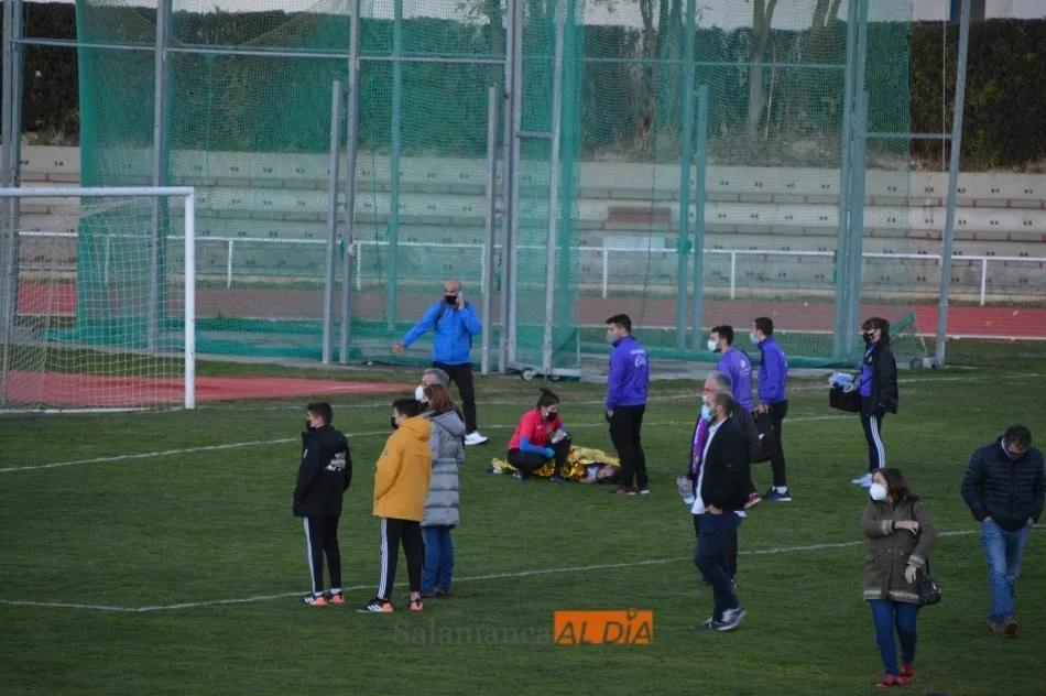 Foto 3 - El Pe&ntilde;aranda tira de heroica para remontar a un Salamanca UDS &lsquo;B&rsquo; que se desinfla en la...