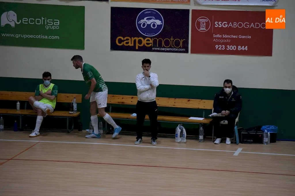 Foto 5 - El Piensos Dur&aacute;n Albense reacciona a tiempo para acabar aplastando al Domotec Le&oacute;n FS (11-3)