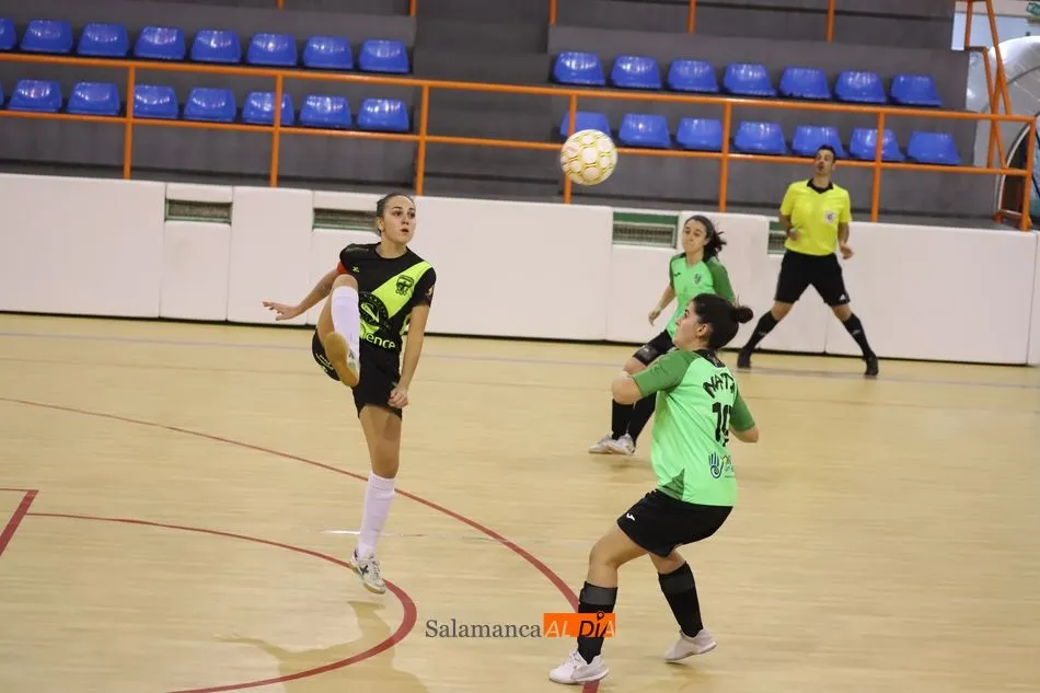 Foto 10 - El Interesala pierde en La Alamedilla con el Ence Mar&iacute;n (2-6)
