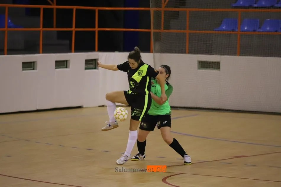 Foto 5 - El Interesala pierde en La Alamedilla con el Ence Mar&iacute;n (2-6)