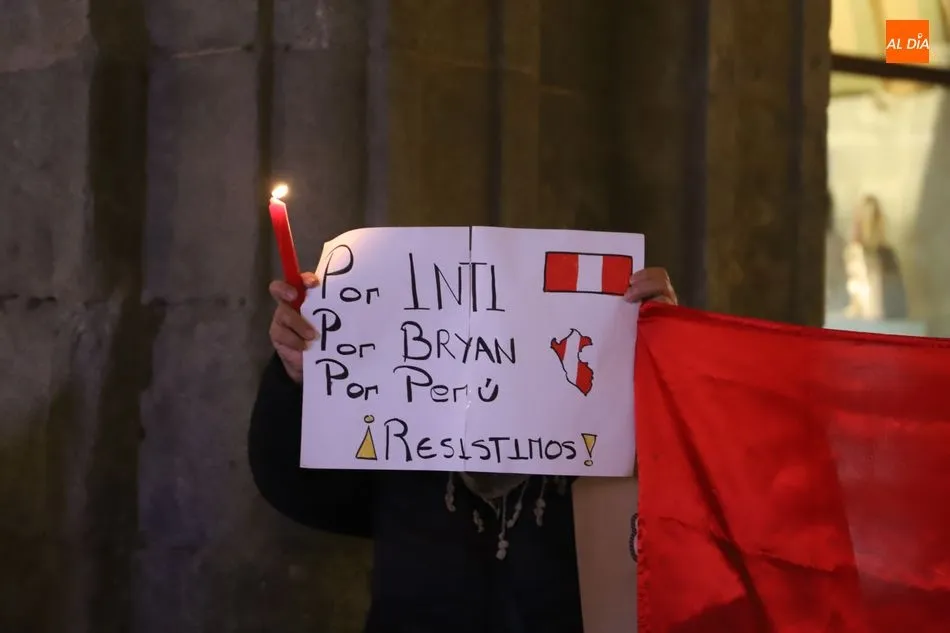 Foto 6 - Nuevo fin de semana con calles abarrotadas en el centro de Salamanca