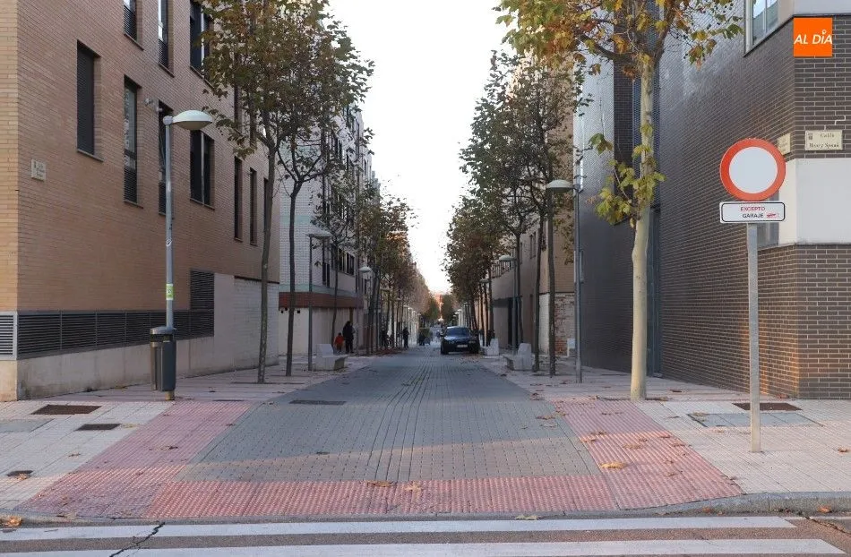 Foto 3 - Piden la reforma de la calle Pico del Naranco y que la l&iacute;nea 6 del bus urbano pase por el Zurgu&eacute;n ...