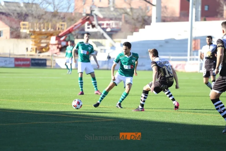 Carlos de la Nava, durante el partido contra el Coruxo