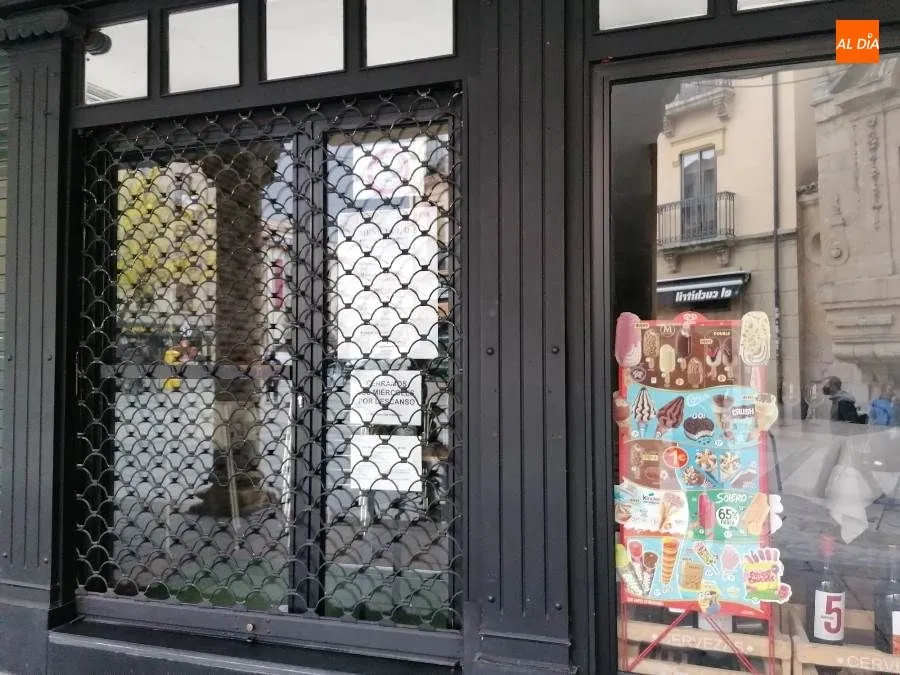 La hostelería, cerrada por las restricciones para frenar la expansión de la pandemia