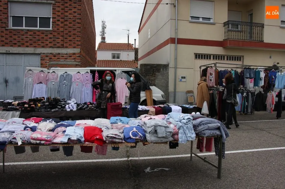 Foto 3 - Mercadillo de Vitigudino, el gran centro comercial al aire libre de cada martes&nbsp;  