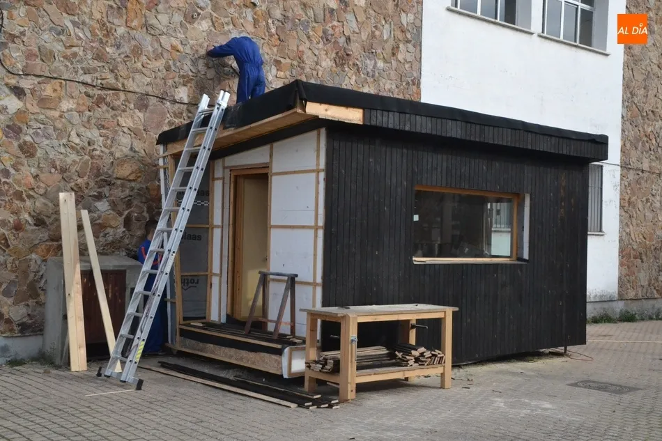 Foto 7 - El proyecto de eficiencia energ&eacute;tica del IES Tierra de Ciudad Rodrigo encara su recta final  