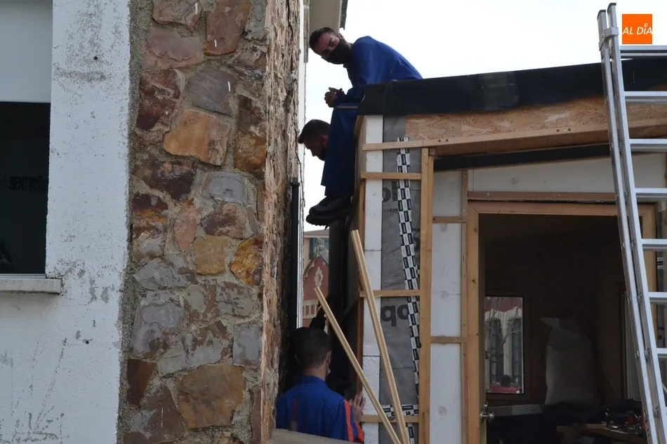 Foto 3 - El proyecto de eficiencia energ&eacute;tica del IES Tierra de Ciudad Rodrigo encara su recta final  