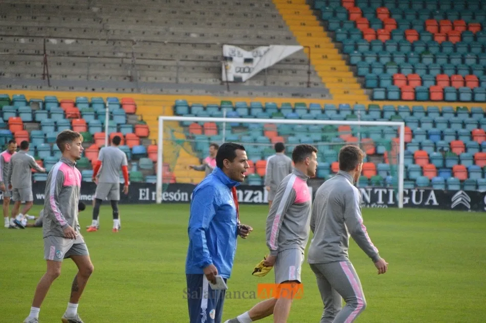 Foto 6 - Rafa Due&ntilde;as inicia su cuarta etapa como t&eacute;cnico del Salamanca UDS con un entrenamiento en el...