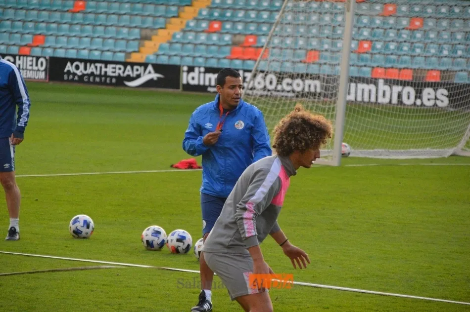 Rafa Dueñas, junto a Alemán, jugador del filial