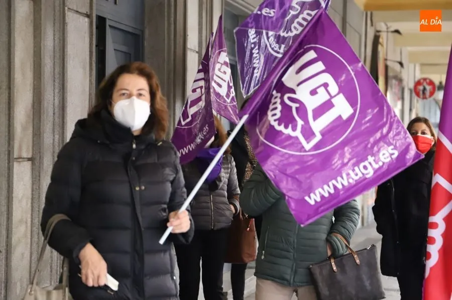 Foto 11 - CCOO y UGT&nbsp;alertan por la gravedad de la violencia de g&eacute;nero incrementada con la pandemia