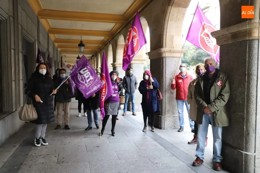 Foto 3 - CCOO y UGT&nbsp;alertan por la gravedad de la violencia de g&eacute;nero incrementada con la pandemia