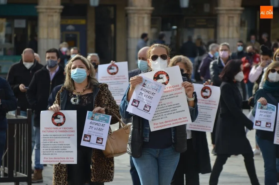 Algunas de las trabajadoras autónomas que se manifestaron el 16 de noviembre en la Plaza Mayor. Foto de archivo
