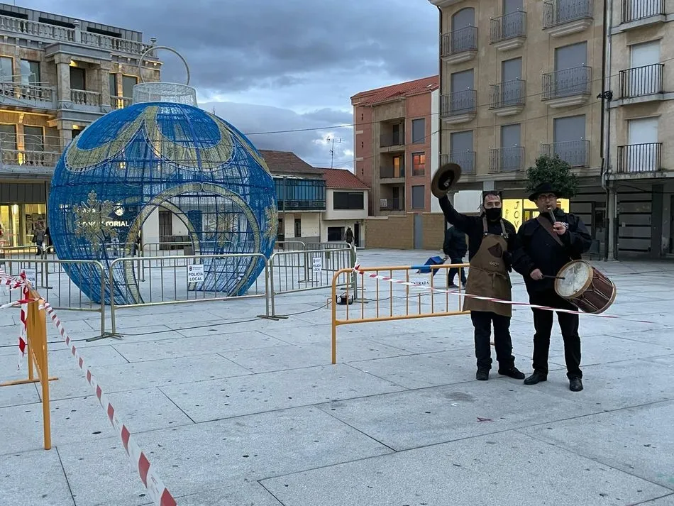 Foto 5 - Guijuelo celebra su popular casta&ntilde;ada en la Plaza Mayor