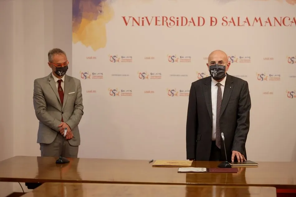 Foto 3 - Los nuevos decanos de la USAL toman posesi&oacute;n de sus cargos